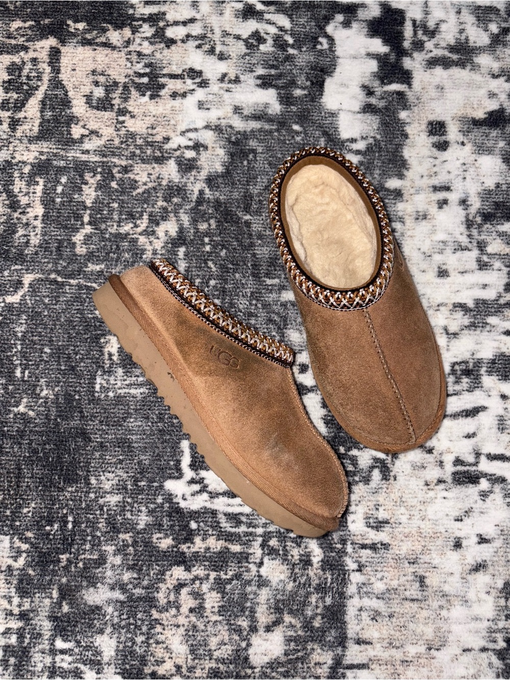 UGG little girl size 1 slides